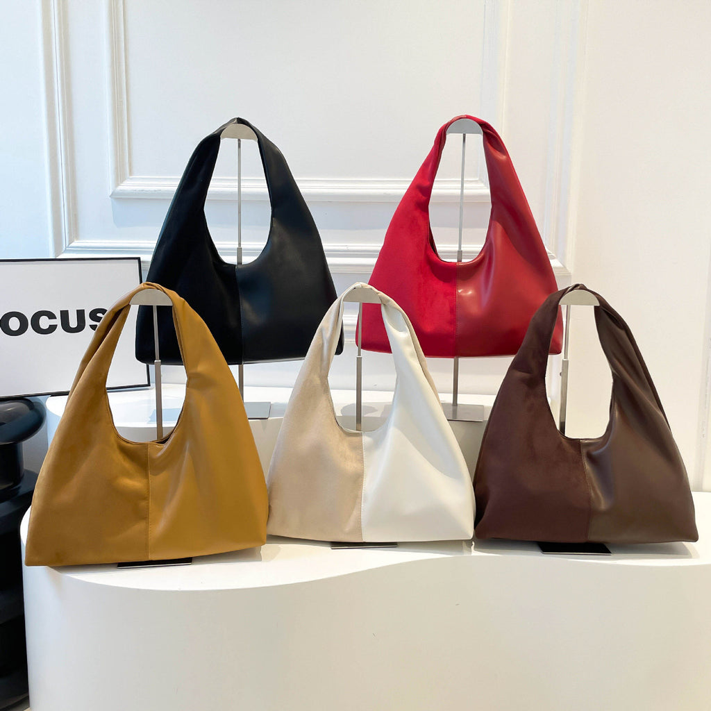 Women's Suede Shoulder Bag in black - product photo 4