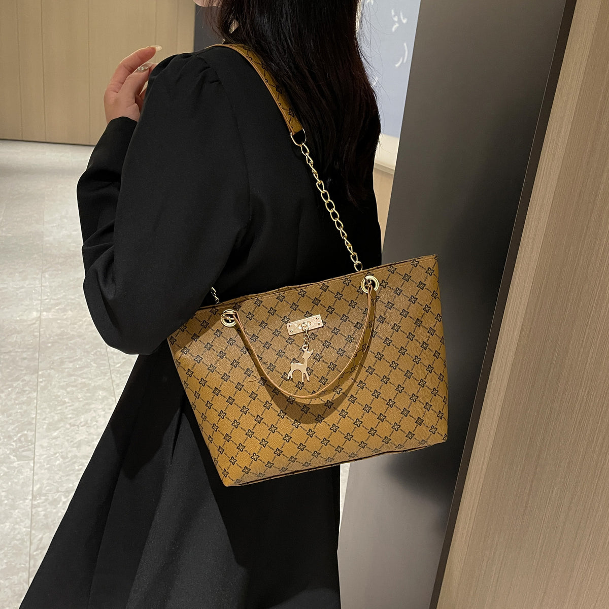 Women's Tote Bag in white - product photo 8