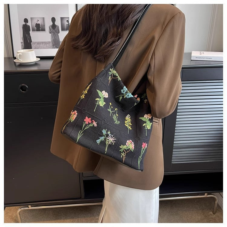 Women's Canvas Bucket Bag in off-white embroidery - product photo 5