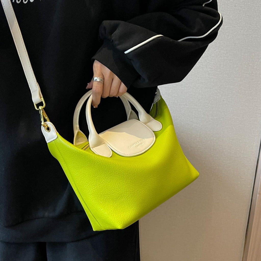 Women's Crossbody Bag in off-white - product photo 4