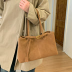 Women's Tote Bag in brown - product photo 3