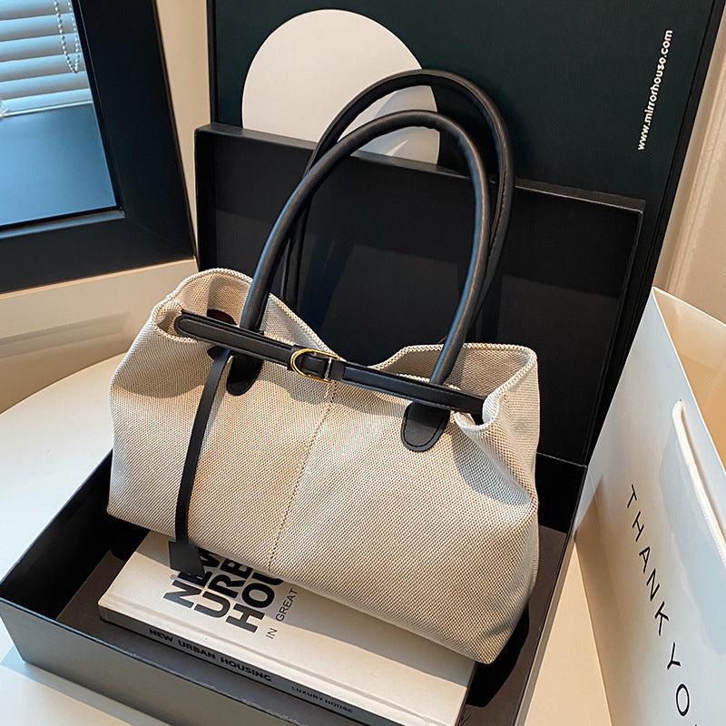 Women's Shoulder Bag in black - product photo 1