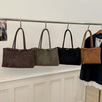 Women's Tote Bag in brown - product photo 4