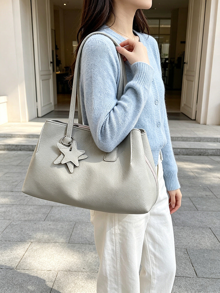 Women's Tote Bag in brown - product photo 3