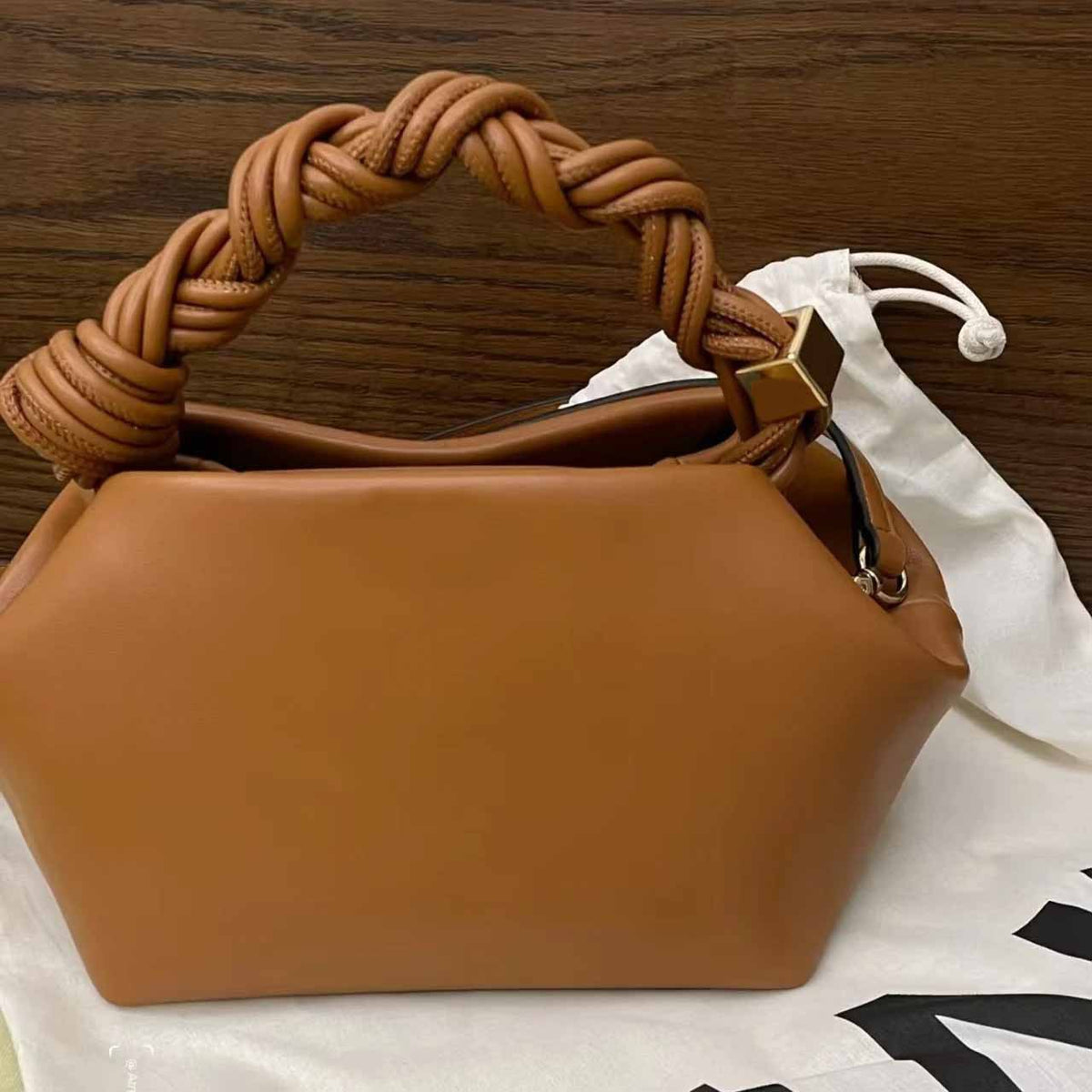 Women's Clutch Bag in black - product photo 9