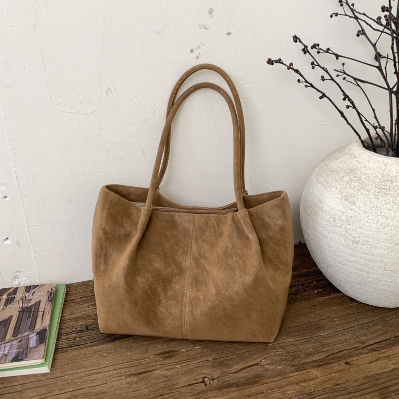 Women's Shoulder Bag in brown with pendant - product photo 10