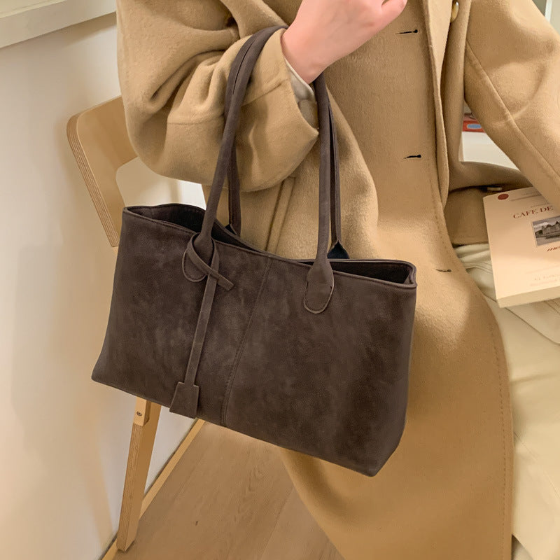 Women's Tote Bag in brown - product photo 2