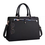 Women's Shoulder Bag in black - product photo 3