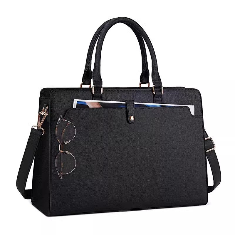 Women's Shoulder Bag in black - product photo 3