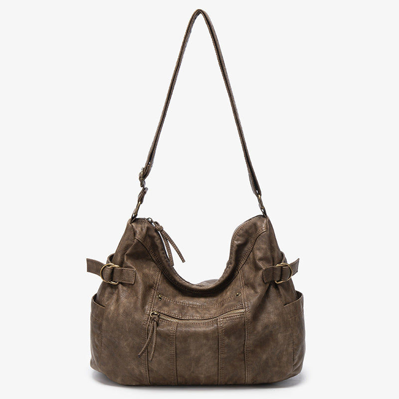 Women's Leather Shoulder Bag in black - product photo 8
