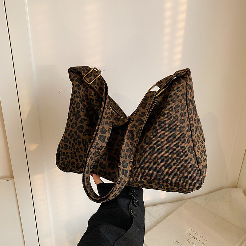 Women's Shoulder Bag in coffee color - product photo 1