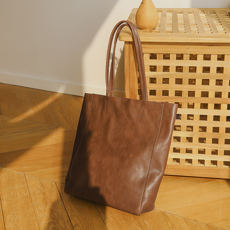 Women's Genuine Leather Shoulder Bag in black - product photo 4