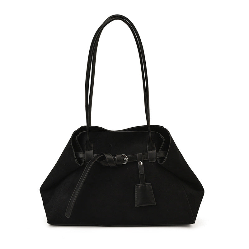 Women's Baguette Bag in black - product photo 6